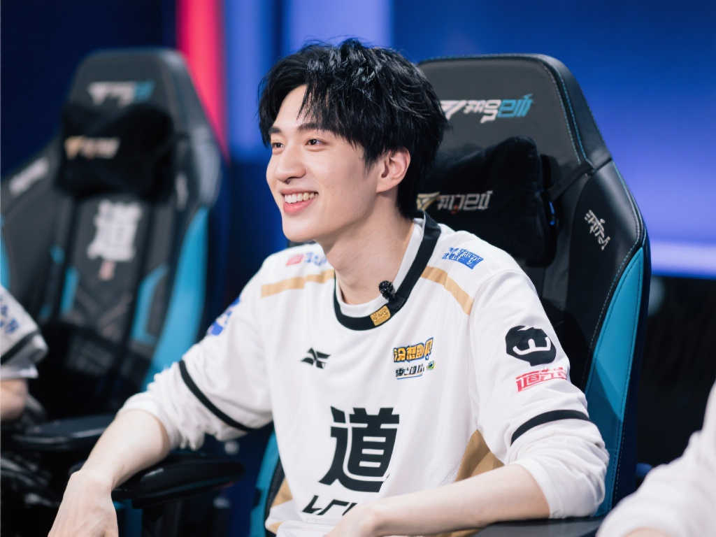 也激发了对 也激发了对